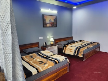 triyuginarayan maangal resort