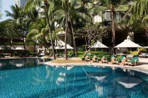 Edsa Shangri-La, Manila,Mandaluyong>>Makati,5 star