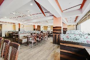 Hotel Desert Inn,,3 star