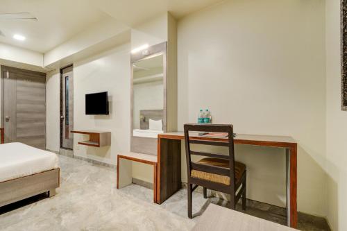 hotel desert inn
