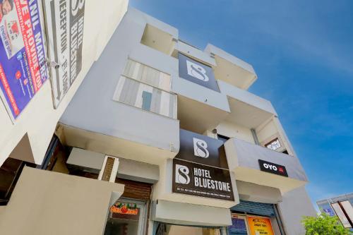 Hotel Live View,,3 star