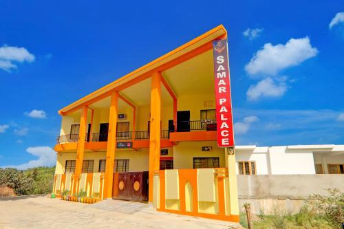 Hotel O Samar Palace,,4 star