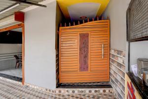 hotel o j k hotel and resturant