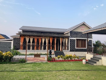 aabancha wada by joy suites