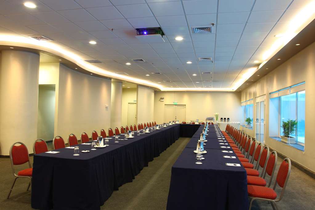 delfines hotel and convention center
