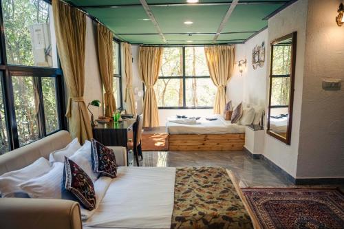 wilderness camp resort pench