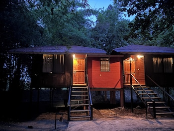 wilderness camp resort pench