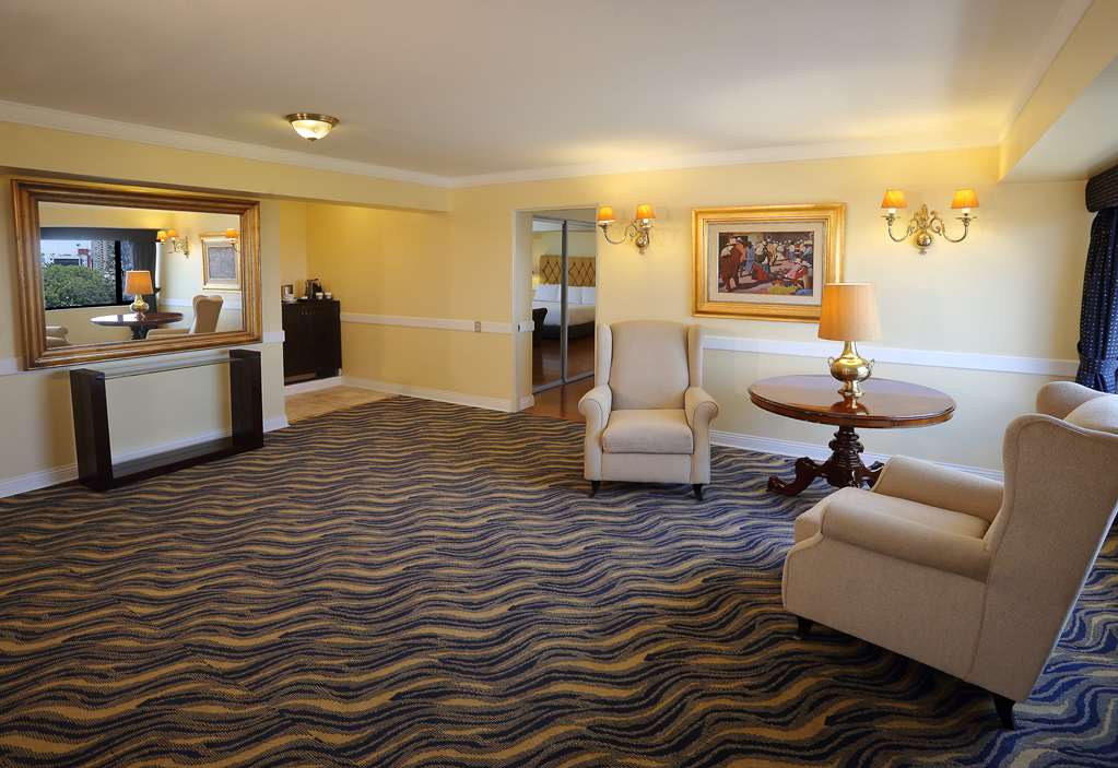 radisson hotel plaza del bosque