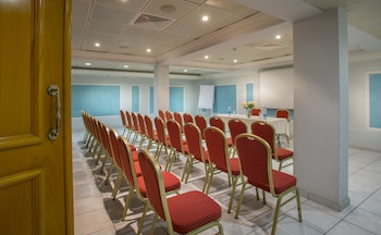 kapetanios limassol hotel