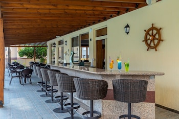 kapetanios limassol hotel