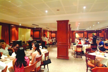 kapetanios limassol hotel