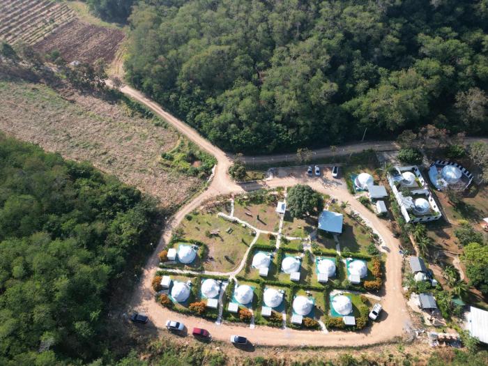 nino san glamping pak chong