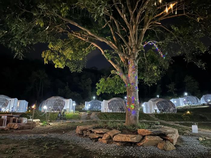 nino san glamping pak chong