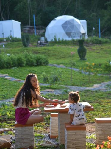 nino san glamping pak chong