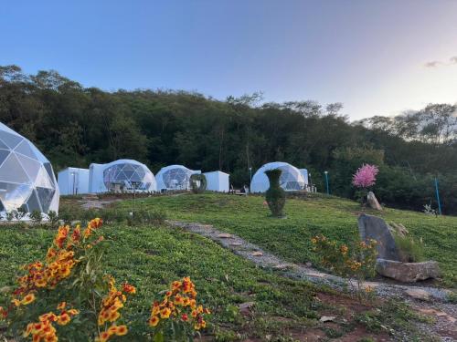 nino san glamping pak chong