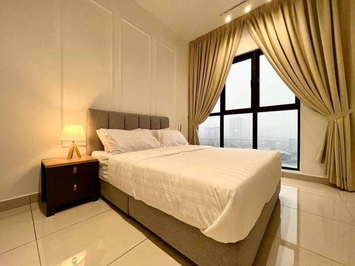 klcity and klcc view modern style 2r2b 6 pax