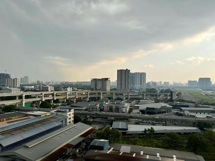 klcity and klcc view modern style 2r2b 6 pax