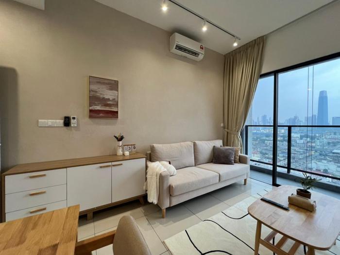 klcity and klcc view modern style 2r2b 6 pax
