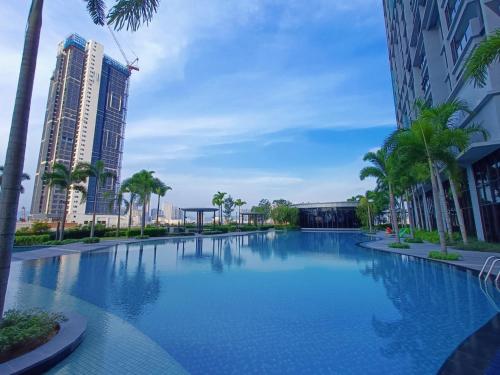 klcity and klcc view modern style 2r2b 6 pax