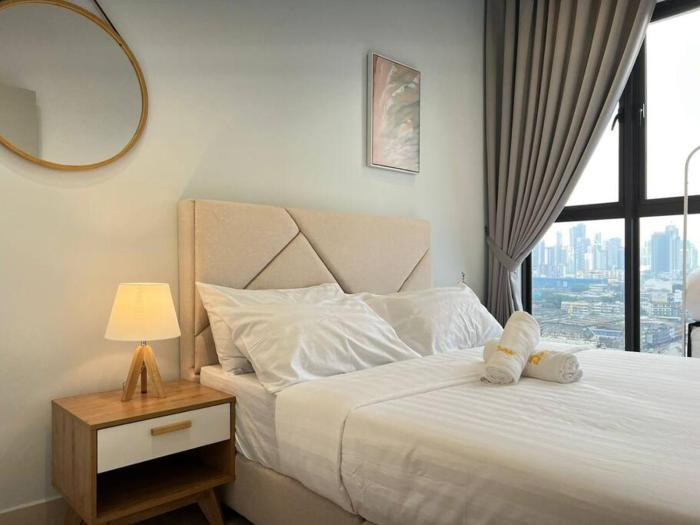 3r3b klcity centreview balcony 8 pax