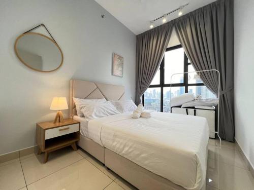 3r3b klcity centreview balcony 8 pax