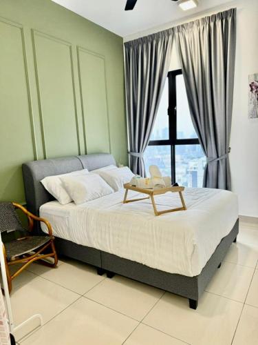 3r3b klcity centreview balcony 8 pax