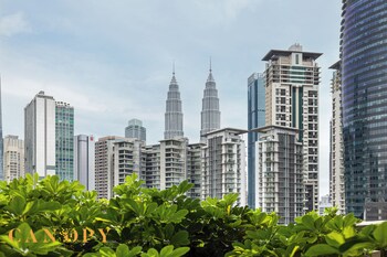 the manor serviced residence by canopy lives