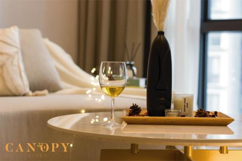 the manor serviced residence by canopy lives
