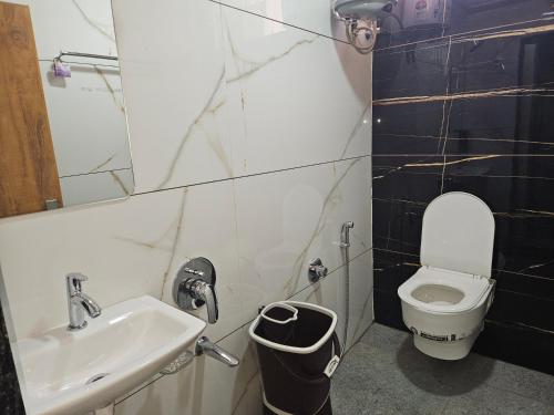 shri shiv ganga bhakt niwas