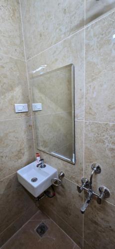 nj residency near dlf landt chennai trade centre and miot