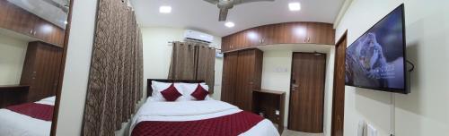 nj residency near dlf landt chennai trade centre and miot