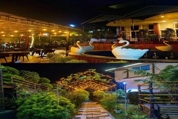 ayurgem ayurveda yoga and wellness retreat