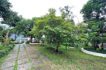 ayurgem ayurveda yoga and wellness retreat