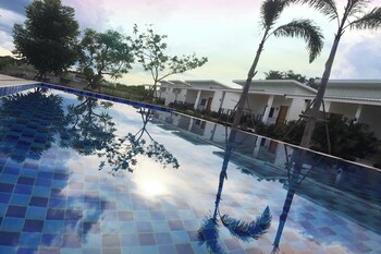 The White House P&N Hotel Chiang Rai,,3 star