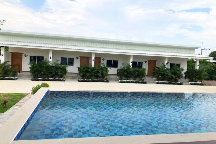 the white house pandn hotel chiang rai