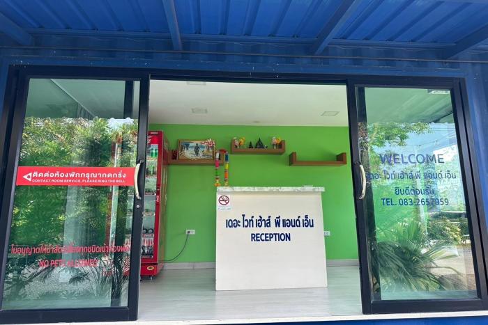 the white house pandn hotel chiang rai