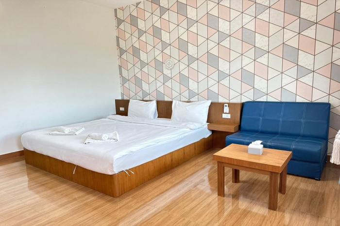 the white house pandn hotel chiang rai