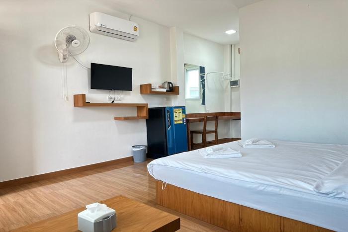 the white house pandn hotel chiang rai