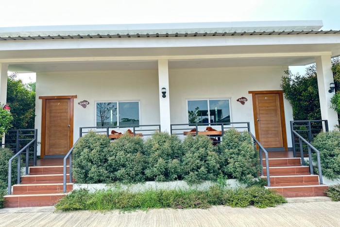 the white house pandn hotel chiang rai