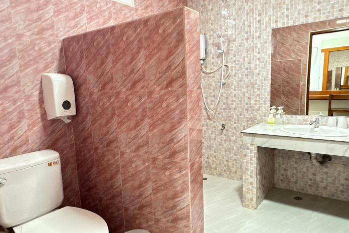 the white house pandn hotel chiang rai