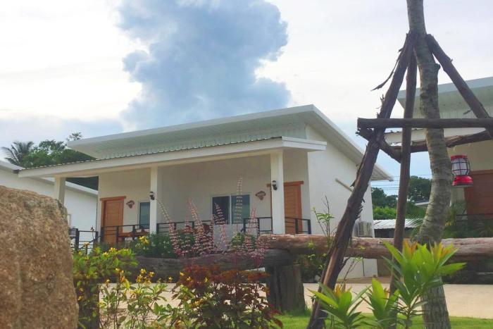 the white house pandn hotel chiang rai