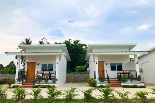 the white house pandn hotel chiang rai