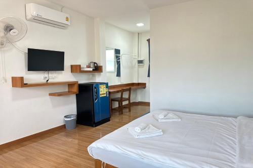 the white house pandn hotel chiang rai