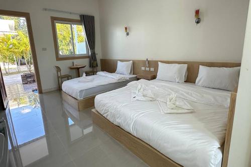 the white house pandn hotel chiang rai