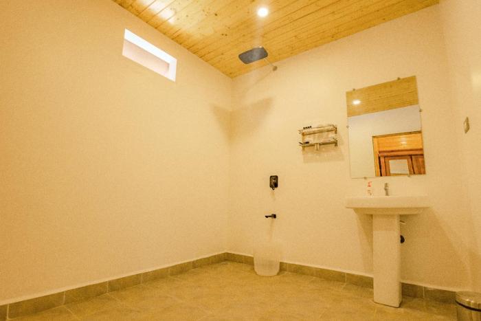 the o2h agonda beach resort