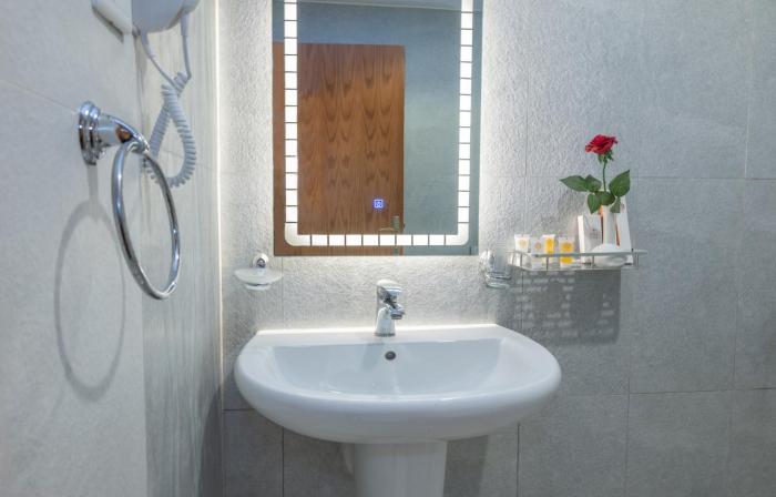 rose jeddah hotel 2