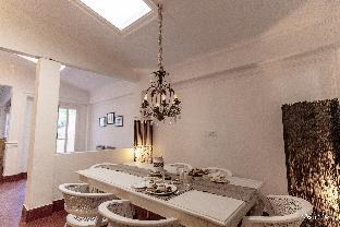 chhota haazri by the rajbari bawali