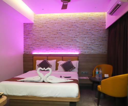 Hotel Aura Inn,,3 star