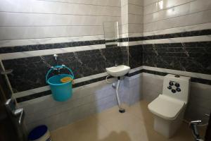 shri girraj residency