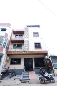 shri girraj residency